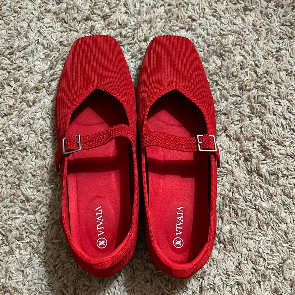 Vivaia red square toe Maryjane